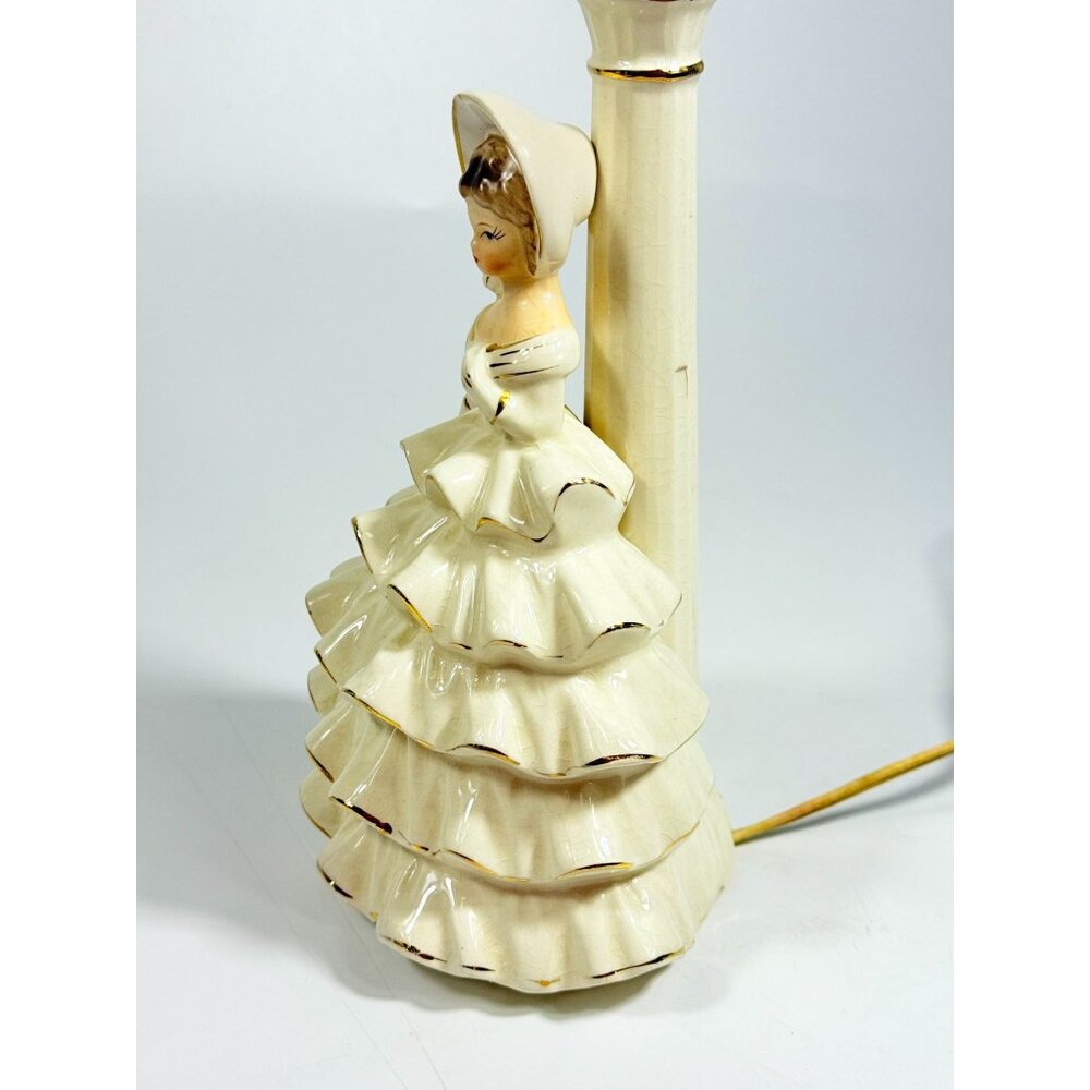 Porcelain Boudoir Table Small Night Light TV Television Lamp Southern Belle Girl - Picture 13 of 16